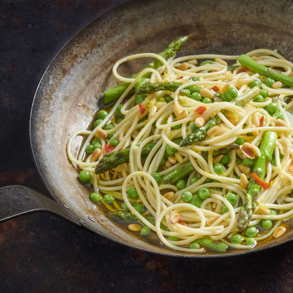 Spaghetti with Asparagus and Peas
