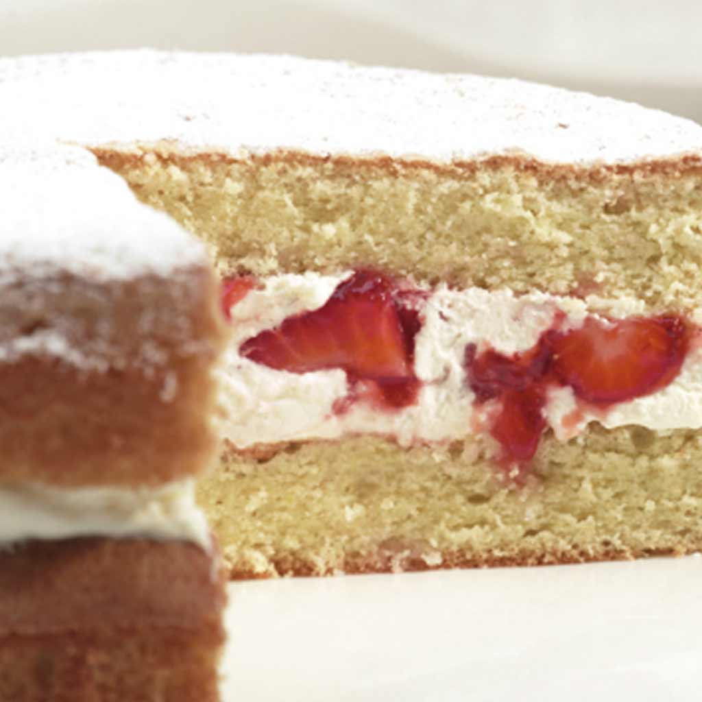 Strawberries and Cream Sponge